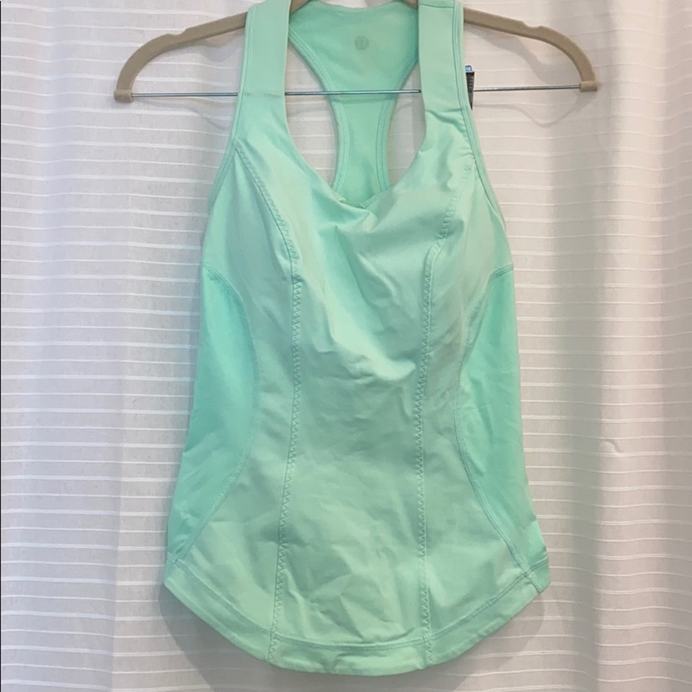 Lululemon top